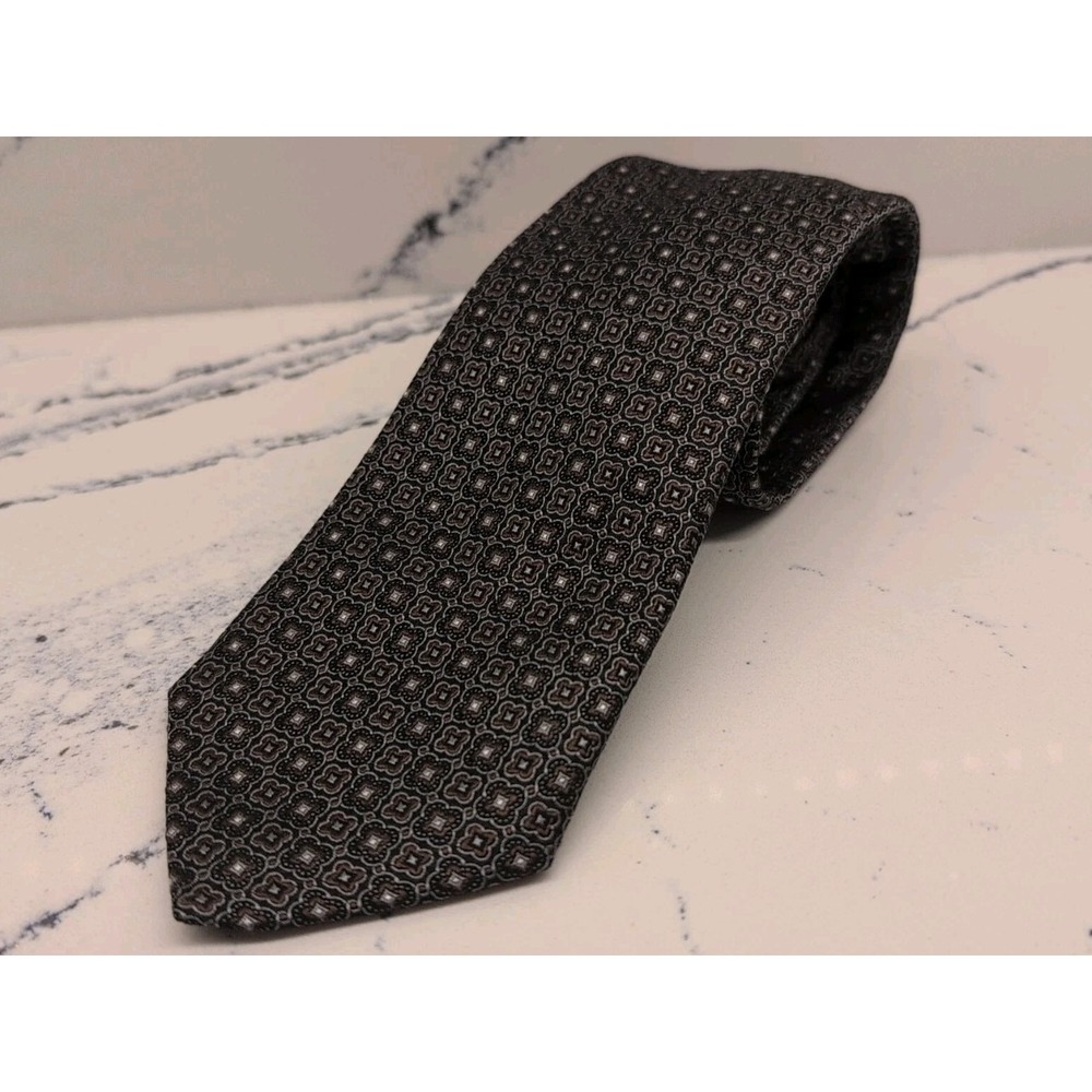 JOS A. BANK RESERVE ITALY‎ Medallion 100% Silk Tie Narrow 60 X 3